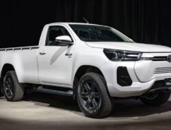 Toyota konfirmasi produksi Hilux listrik