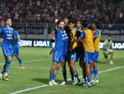 Juara Liga 1 2023/2024, Persib Bandung Resmi Punya Tiga Bintang