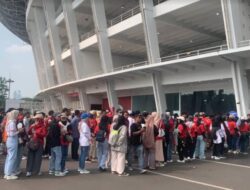 Suporter Padati Stadion GBK Jelang Kick Off Timnas Indonesia vs Irak