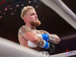 Jake Paul Menang TKO di Ronde 6 usai Robohkan Mike Perry 3 Kali